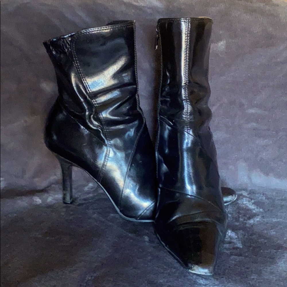 Real Leather 90s vintage boots
